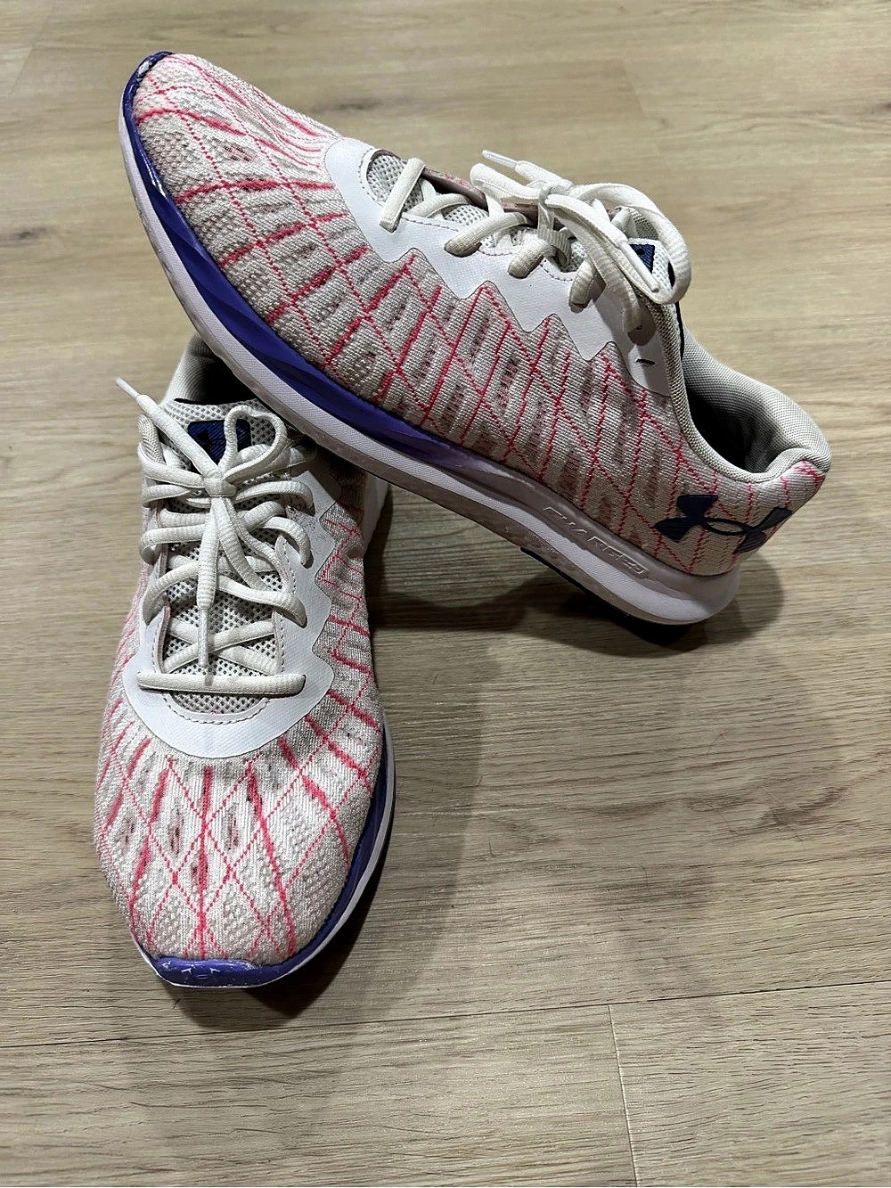 Under Armour Charged Assert Women's Athletic Shoes White & Pink US 11